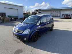 Blau Gebraucht 2006 Opel Meriva Van / Kleinbus | 3.450 € (Etwas zu teuer)