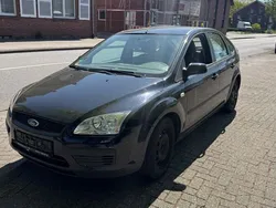 Schwarz Gebraucht 2006 Ford Focus Fun X Limousine | 1.750 € (Fairer Preis)