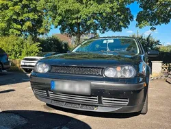 Schwarz Gebraucht 2000 VW Golf IV Kombi | 2.850 €