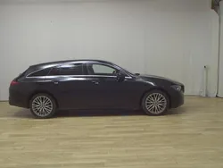 Nachtschwarz Gebraucht 2023 Mercedes CLA200 Shooting Brake Progressive Kombi | 20.980 € (Superpreis)