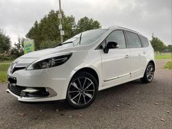 Weiß Gebraucht 2013 Renault Grand Scénic III Bose Edition Van / Kleinbus | 5.499 € (Fairer Preis)