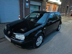 Schwarz Gebraucht 2002 VW Golf IV Kleinwagen | 1.700 € (Teuer)