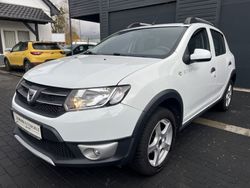 Gletscherweiss Gebraucht 2016 Dacia Sandero Prestige Kleinwagen | 8.970 € (Etwas zu teuer)