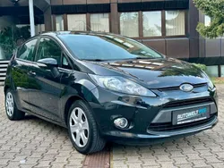 Schwarz Gebraucht 2012 Ford Fiesta Champions Edition Kleinwagen | 4.480 € (Fairer Preis)