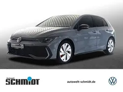 Mondsteingrau Gebraucht 2024 VW Golf VIII Style Limousine | 36.790 € (Superpreis)