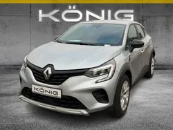 Grau Gebraucht 2023 Renault Captur Evolution SUV | 23.499 € (Fairer Preis)