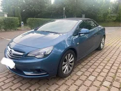 Blau Gebraucht 2014 Opel Cascada Edition Cabrio | 9.500 € (Fairer Preis)