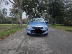 Blau Gebraucht 2013 Skoda Fabia Kleinwagen | 2.250 € (Guter Preis)