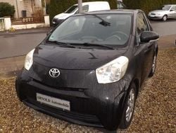 Night time black Gebraucht 2010 Toyota iQ Basis Kleinwagen | 4.450 € (Guter Preis)