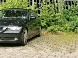Schwarz Gebraucht 2008 BMW 320 Limousine | 6.400 € (Fairer Preis)