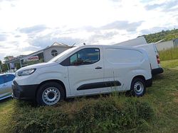 Weiß Neu 2025 Toyota Proace City City Van / Kleinbus | 28.290 € (Etwas zu teuer)