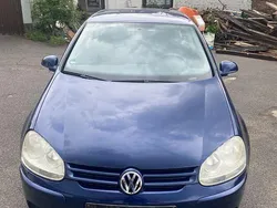 Blau Gebraucht 2005 VW Golf V Comfortline Limousine | 1.650 € (Fairer Preis)