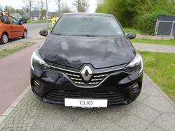 Schwarz Gebraucht 2022 Renault Clio V Kleinwagen | 16.900 € (Fairer Preis)