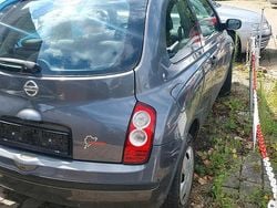 Grau Gebraucht 2007 Nissan Micra Kleinwagen | 600 €