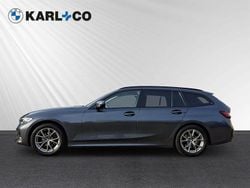 Grau Gebraucht 2022 BMW 318 Sport Line Kombi | 23.998 € (Guter Preis)