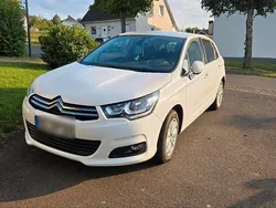 Weiß Gebraucht 2016 Citroën C4 Limousine | 4.799 € (Guter Preis)