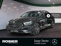 Grau / graphitgrau (metallic) Gebraucht 2024 Mercedes E200 Avantgarde Limousine | 49.890 € (Etwas zu teuer)