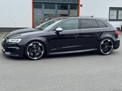 Schwarz Gebraucht 2018 Audi RS3 Sportback Sport Kleinwagen | 34.999 € (Guter Preis)