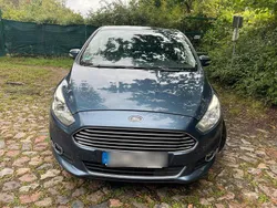 Blau Gebraucht 2019 Ford S-MAX S Van / Kleinbus | 15.499 € (Guter Preis)