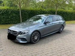 Grau Gebraucht 2019 Mercedes E350 AMG line Kombi | 36.000 € (Guter Preis)