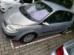 Grau Gebraucht 2003 Renault Scénic Van / Kleinbus | 2.250 € (Fairer Preis)