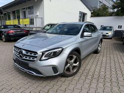 Silber Gebraucht 2020 Mercedes GLA220 Urban SUV | 25.850 € (Fairer Preis)