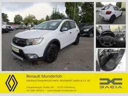Gletscherweiss Gebraucht 2017 Dacia Sandero Celebration Kleinwagen | 7.450 € (Fairer Preis)