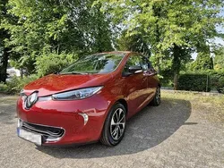 Rot Gebraucht 2017 Renault Zoe Intens Kleinwagen | 7.299 € (Teuer)
