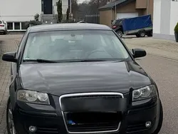 Grau Gebraucht 2007 Audi A3 | 4.000 €