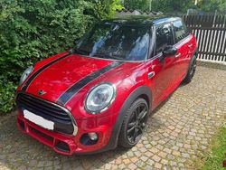 Rot Gebraucht 2017 Mini Cooper Chili Kleinwagen | 14.600 € (Etwas zu teuer)
