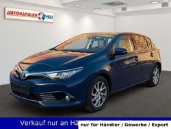 Blau Gebraucht 2017 Toyota Auris Limousine | 9.799 € (Superpreis)