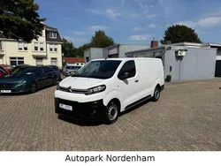 Weiß Gebraucht 2017 Citroën Jumpy Business Class Van / Kleinbus | 8.450 € (Fairer Preis)