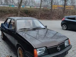 Braun Gebraucht 1984 Opel Ascona Limousine | 4.150 €