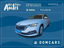Moonweiss metallic Gebraucht 2022 Skoda Octavia Ambition Kombi | 27.499 € (Fairer Preis)