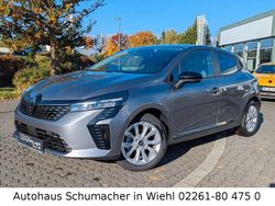 Grau Neu 2025 Renault Clio V Evolution Limousine | 21.290 € (Fairer Preis)