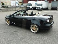 Schwarz Gebraucht 2006 VW Eos R Cabrio | 12.000 € (Fairer Preis)