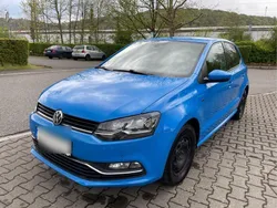 Blau Gebraucht 2016 VW Polo LOUNGE Kleinwagen | 11.499 € (Fairer Preis)