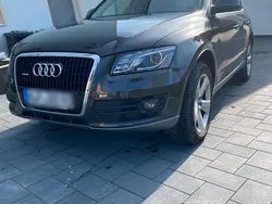 Grau Gebraucht 2010 Audi Q5 SUV | 14.400 € (Teuer)
