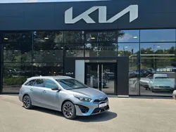 Silber Neu 2025 Kia Ceed Sportswagon GT-Line Kombi | 31.790 € (Etwas zu teuer)