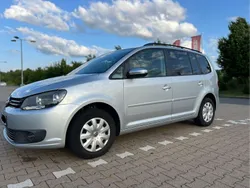 Silber Gebraucht 2010 VW Touran Highline Van / Kleinbus | 4.650 € (Guter Preis)