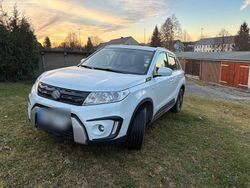 Weiß Gebraucht 2015 Suzuki Vitara Comfort+ SUV | 8.999 € (Guter Preis)