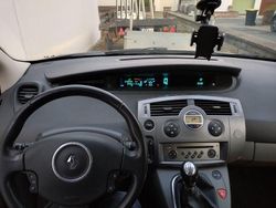 Blau Gebraucht 2006 Renault Scénic II Avantage Van / Kleinbus | 1.250 € (Fairer Preis)