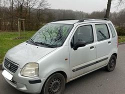Silber Gebraucht 2001 Suzuki Wagon R+ GL Van / Kleinbus | 1.999 € (Fairer Preis)