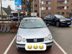 Silber Gebraucht 2004 VW Polo Kleinwagen | 3.000 € (Teuer)