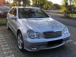 Silber Gebraucht 2006 Mercedes C180 Classic Limousine | 2.700 € (Guter Preis)