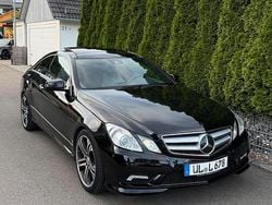 Schwarz Gebraucht 2010 Mercedes E500 AMG Coupé | 16.990 € (Superpreis)