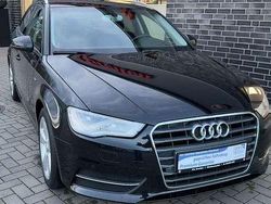 Schwarz Gebraucht 2015 Audi A3 Sportback Ambition Kleinwagen | 16.800 € (Fairer Preis)