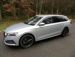 Silber Gebraucht 2023 Skoda Octavia Style Kombi | 26.000 € (Guter Preis)