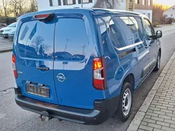 Blau Gebraucht 2021 Opel Combo Van / Kleinbus | 14.500 € (Fairer Preis)