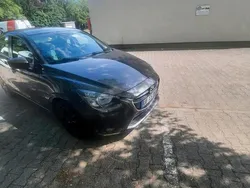 Gebraucht 2015 Mazda 2 Kleinwagen | 6.900 €